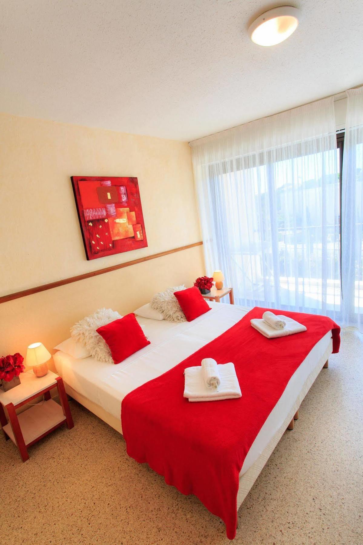 Hotel Club Le Capet Sainte-Maxime Exterior photo